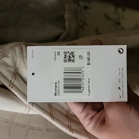 Nike NWT Women's Reversible Yoga Therma-Fit Jacket Tan and Pink Size 3X Plus - Picture 5 of 13